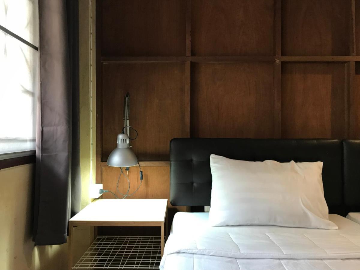 Boundary Hostel And Cafe Surat Thani Exteriér fotografie